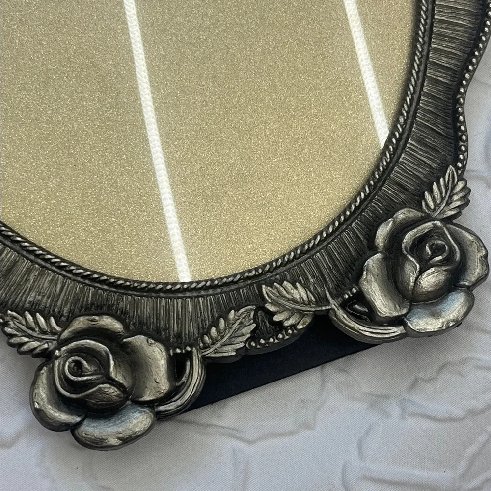 Vintage Silver Rose Oval Picture Frame